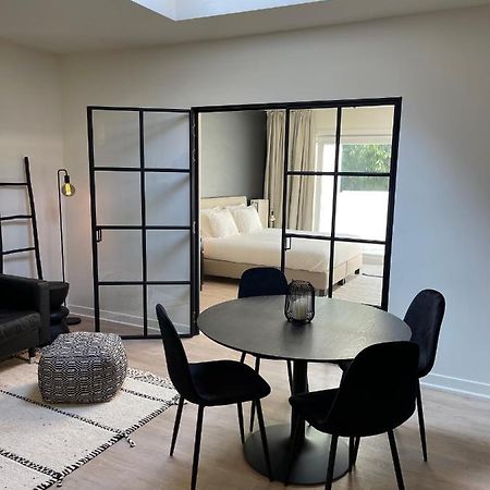 Unique luxury apartment with cosy garden! Gand Extérieur photo