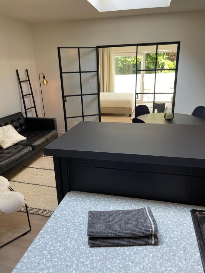 Unique luxury apartment with cosy garden! Gand Extérieur photo